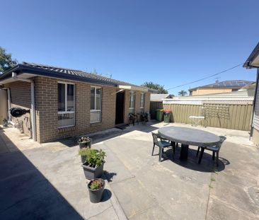 Contemporary Fairfield Granny Flat with Modern Finishes - Photo 1