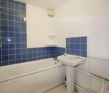 Danbury Crescent, South Ockendon, RM15 - Photo 1