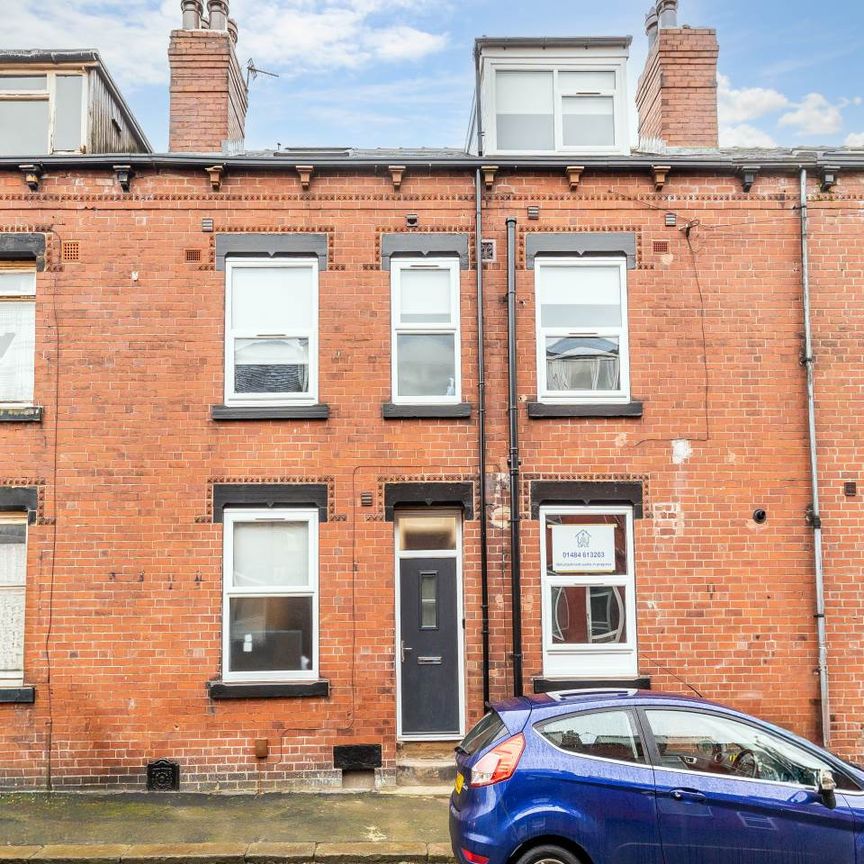 Hayleigh Street (Room 4), Bramley, Leeds - Photo 1