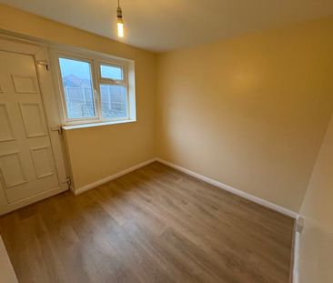 Viewlands Drive, Trench, Telford - Photo 3