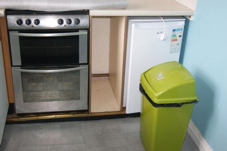 1 bedroom flat to rent - Photo 2