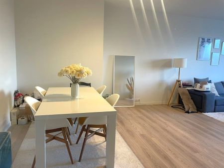 Gerenoveerd app met 2 slpks en fantastisch uitzicht! - Photo 3