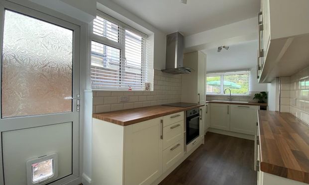 Abbey Road, Woking, Surrey, GU21 - Photo 1