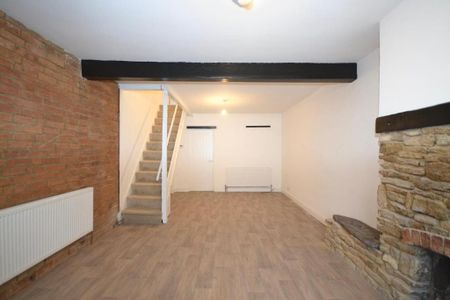 3 bedroom terraced house to rent - Photo 3