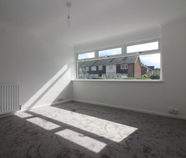3 Bedroom End Terraced House - Photo 4
