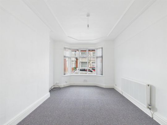 Parkstone Road, Birkenhead, 3 bedroom, House - Mid Terrace - Photo 1