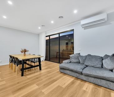 Modern 3 Bedroom Home in the Heart of Sunbury - Comfort, Style & Co... - Photo 2