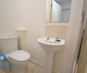 6 bed Semi-Detached House for Rent - Photo 6