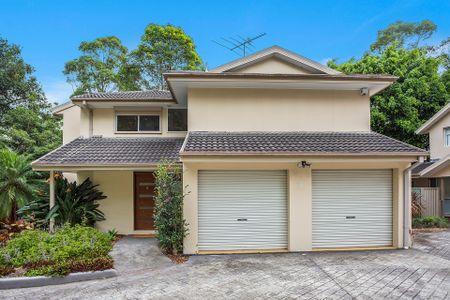 Spacious Freestanding Townhouse in Prime Menai Location - Photo 5