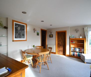 3 bedroom detached house to rent - Photo 5