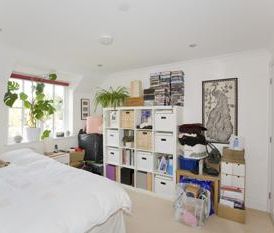 3 bedroom end of terrace house to rent - Photo 2