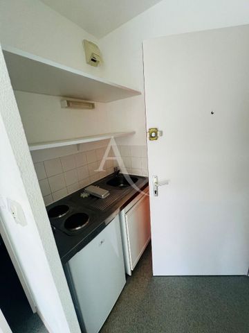 Location Appartement 1 pièce 18m² - Photo 2