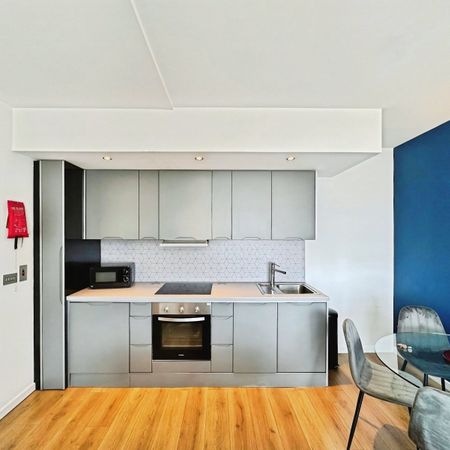 2 bedroom apartment to rent - Photo 3