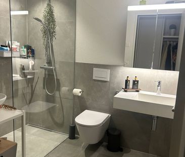 2.5 Zimmer, 64 m², 1. Stock - Foto 3