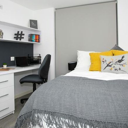 Studio to rent - Photo 1