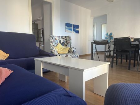 Piso de alquiler en Calle Almeria, 22, Playa de la Concha - Photo 2