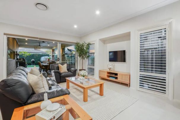 Spacious Family Single Level - Photo 1