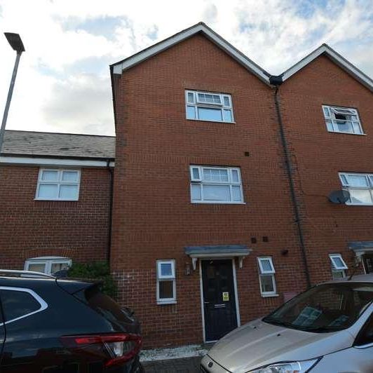 Lenz Close, Colchester, CO1 - Photo 1