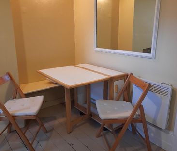 Studio Flat, Chanctonbury Road, BN3 - Photo 1