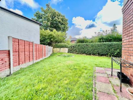 3 Bedroom Semi-Detached House in Preston - Photo 2