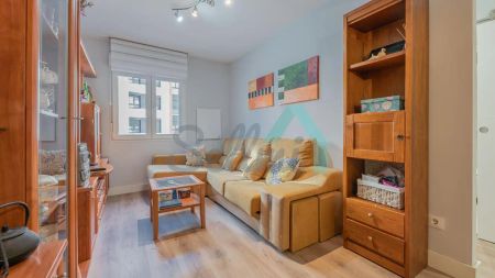 Piso de alquiler en Del General Elorza, Milán - Pumarín - Foto 2