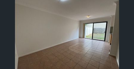 View Wednesday at 10.35am - 10.50am - Photo 2