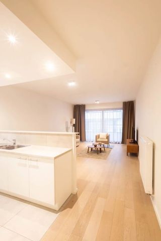 Appartement te huur - Foto 2