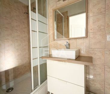 A LOUER PERTUIS 84120 CENTRE VILLE APPARTEMENT MEUBLÉ TYPE 2 PIÈCES... - Photo 3