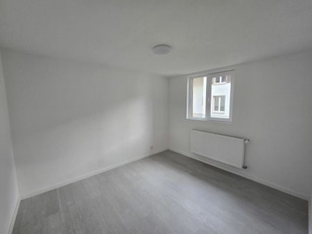 Appartement rénové de 2,5 pièces au rez-de-chaussée - Photo 5