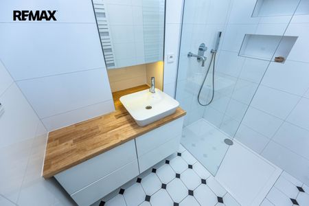 Pronájem bytu 3+1 v osobním vlastnictví 105 m², Praha 3 - Vinohrady - Photo 5