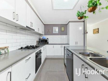 Three Bedder In The Edenbrook Estate! - Photo 4