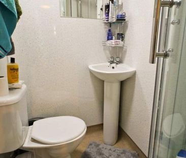 3 bedroom house share to rent - Photo 3