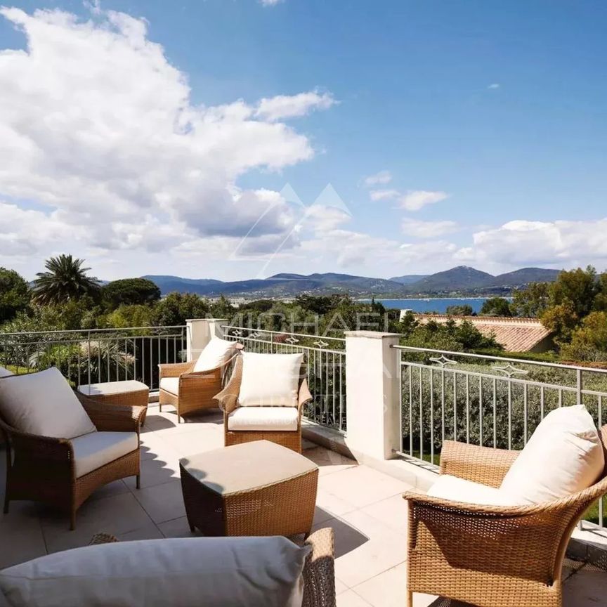 Villa de charme avec vue mer – Proche de Saint-Tropez - Photo 1