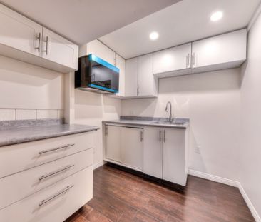 Maison de plain-pied à louer - Laval (Chomedey) (Place Renaud) - Photo 3