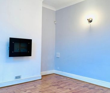 Gaunt Street - Photo 2