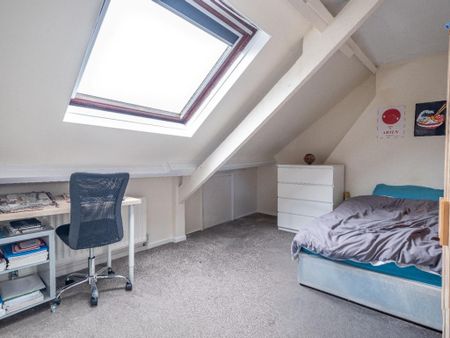 4 bedroom maisonette to rent - Photo 2