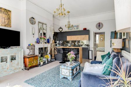 1 bedroom flat to rent - Photo 2