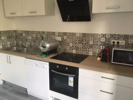 CHAMBRE EN COLOCATION AVEC SALLE DE DOUCHE ET TOILETTES PRIVES PROCHE IUT/ INSET/ (ELISA ET LYCEE HENRI MARTIN A 8 MIN EN BUS) - Photo 5