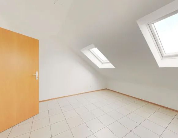 3-Zimmer Dachgeschoss Wohnung in zentrumsnaher Lage von Hemer - Photo 1