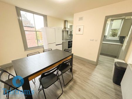 7 bed Flat for Rent - Photo 4