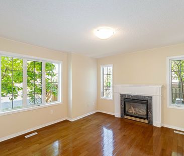 For Lease - 5616 Margarita Crescent, Mississauga, Ontario - Photo 2