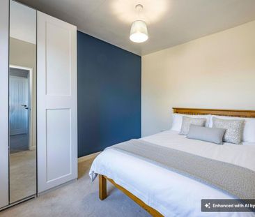 4 bedroom terraced house to rent - Photo 4