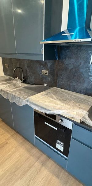 Studio Flat, North End, CR0 - Photo 1