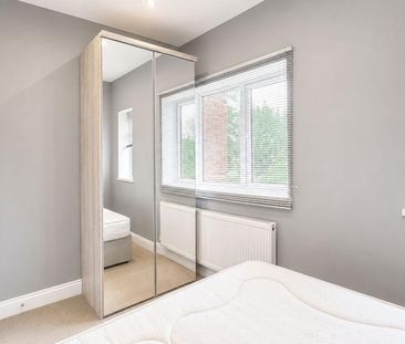 2 bedroom terraced house to rent - Photo 4
