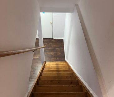 For Lease - 2899 Westoak Trails Boulevard, Oakville, Ontario - Photo 2