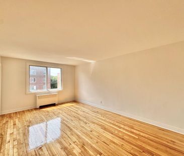 3.5 et 4.5 à louer à quelques minutes du Métro Côte-Vertu - Photo 4