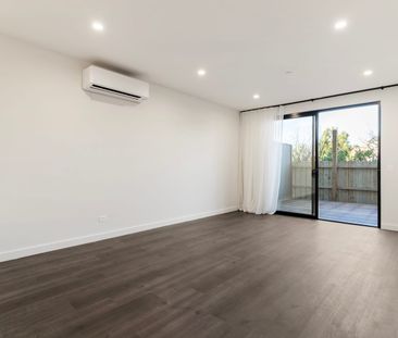 Contemporary Luxury Living in the Heart of Clayton - Photo 1