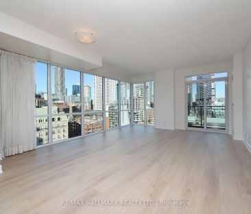 Vu Condos and Lofts , #1405 - Photo 4