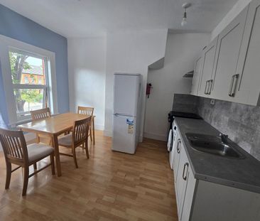 1 Bed Flat, York Road, IG1 - Photo 1