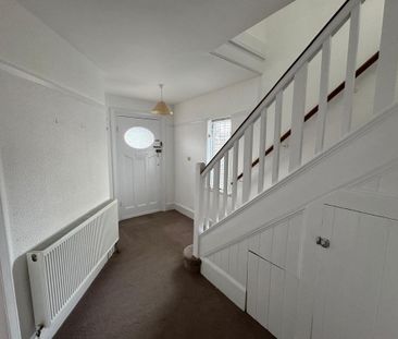 5 bedroom semi-detached house to rent - Photo 4